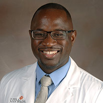 Photo of Dr. Shaun Smart, MD